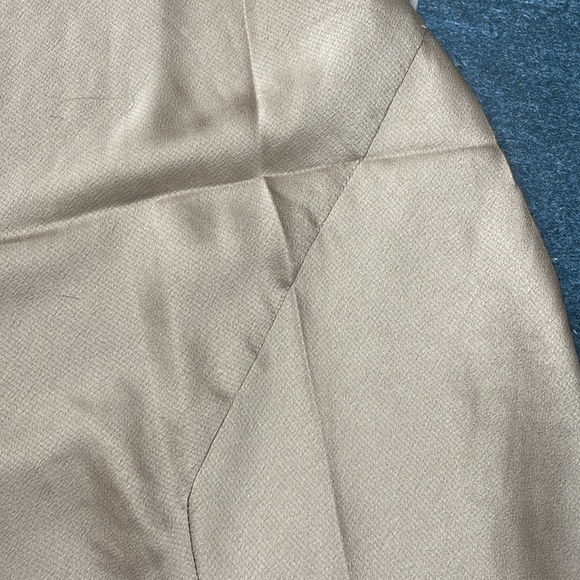 Gold satin midi - Picture 6 of 8